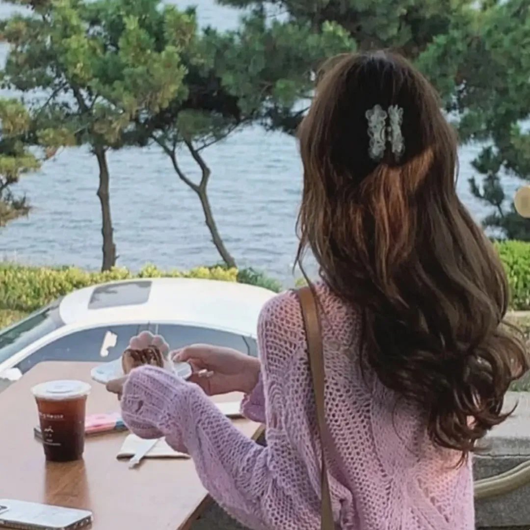 红。白。蓝